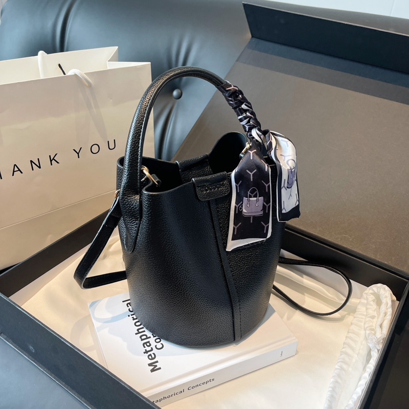 Tas bahu dan selempang PU mera - Luxury Bags In Sale ulasan dan harga