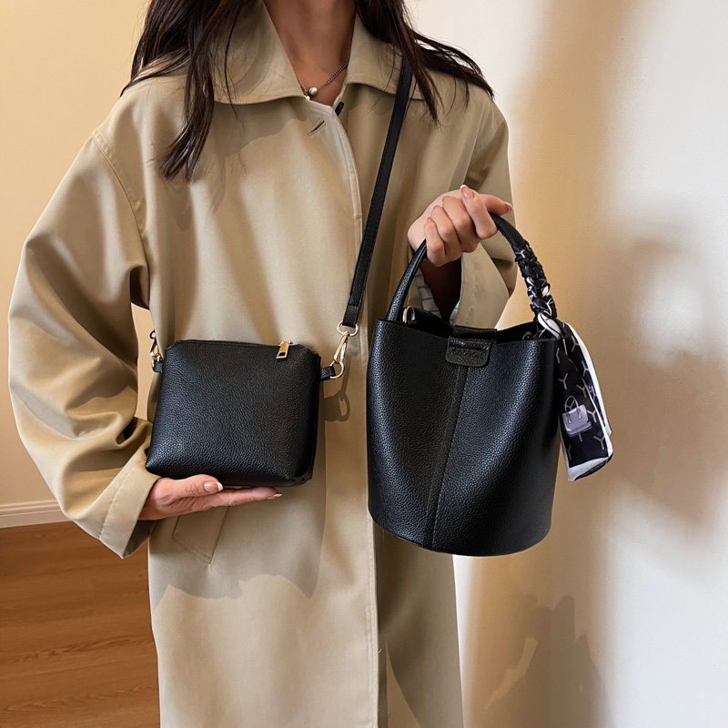 Tas bahu dan selempang PU mera - Luxury Bags In Sale ulasan dan harga