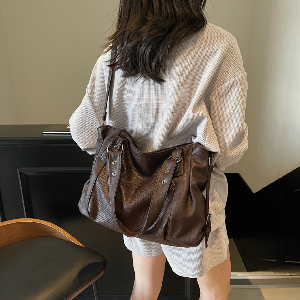 Tas Bahu Hitam Kapasitas Besar - Luxury Bags For Travel ulasan dan harga